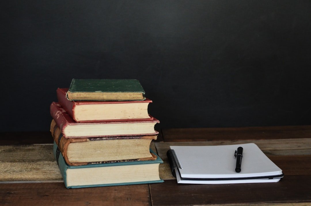Beca Jóvenes Escribiendo el Futuro para estudiantes